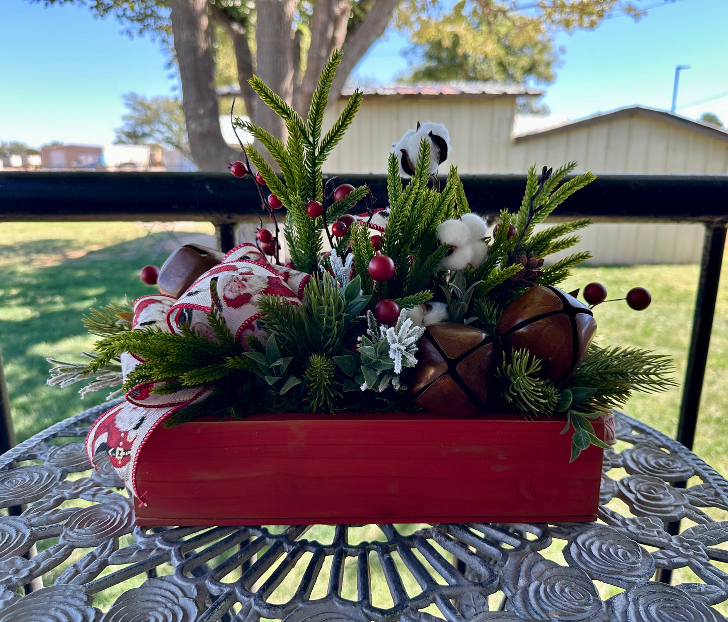 Rustic Christmas Centerpiece