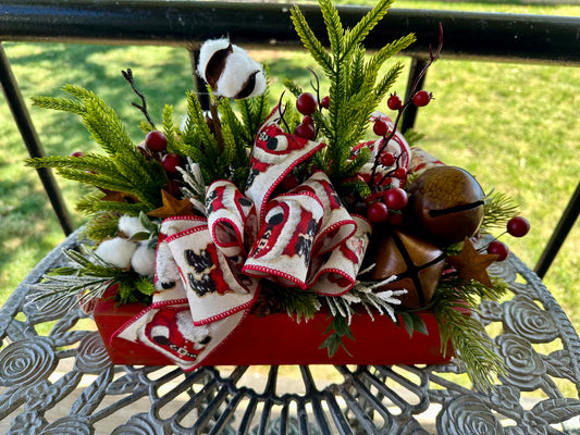 Rustic Christmas Centerpiece