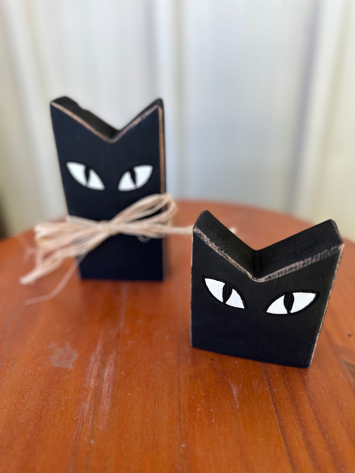 Wooden Cat Shelf Sitter